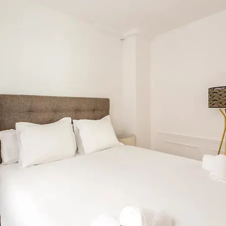 8p - 3br Le Marais Spacious - - Historic Parigi
