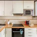 8P - 3Br Le Marais Spacious - Central - Historic Apt